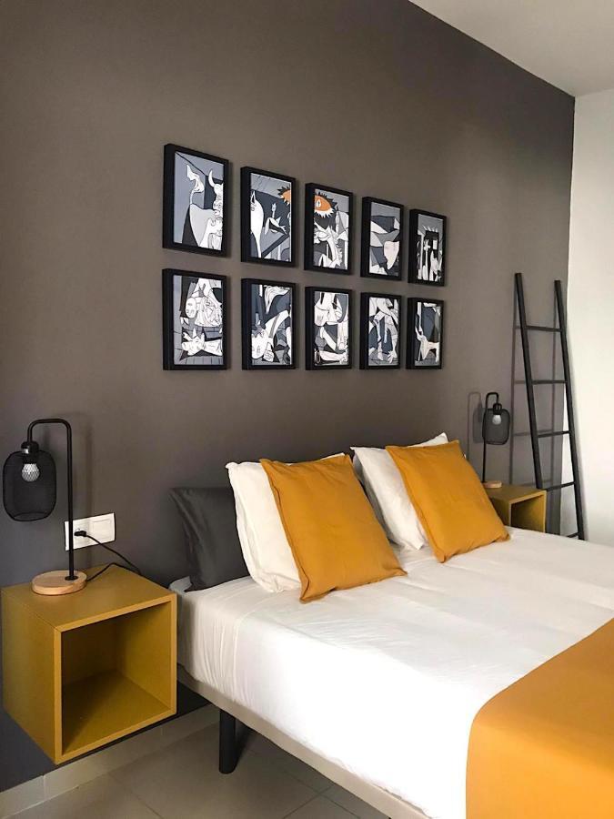 Apartamentos Elite - Art Collection - Pablo Mérida Exterior foto